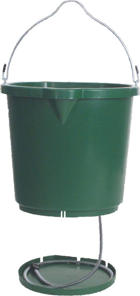Farm Innovators Heated Flat Back Bucket
