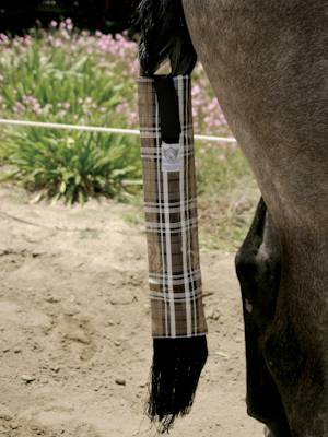 Kensington Signature Textilene Tail Cover